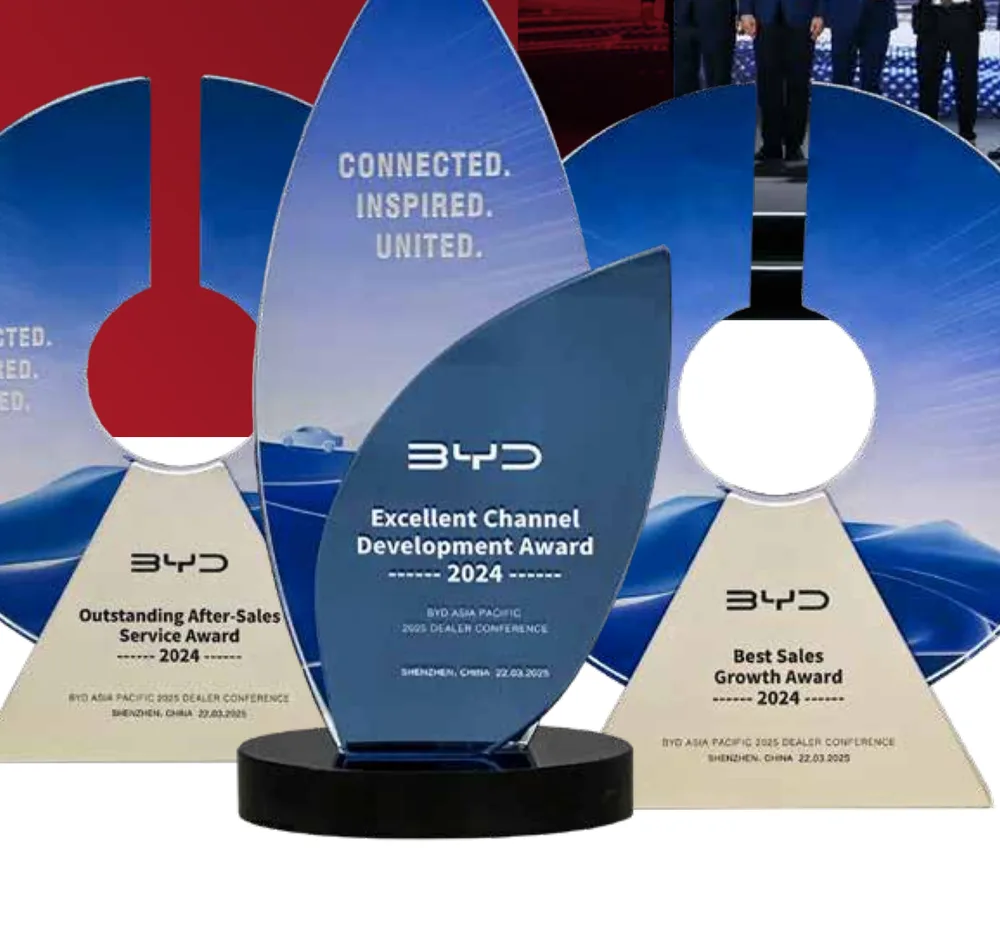 โล่รางวัล BYD Asia Pacific Dealer Conference 2025 ทั้ง 3 รางวัล
